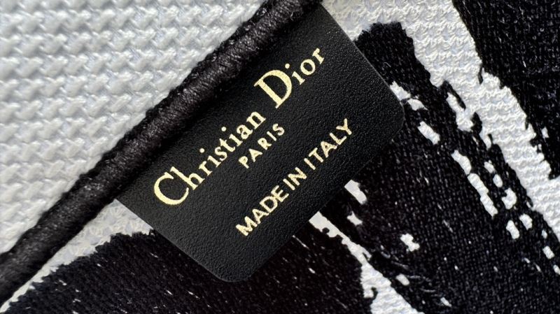 Christian Dior Shopping Bags